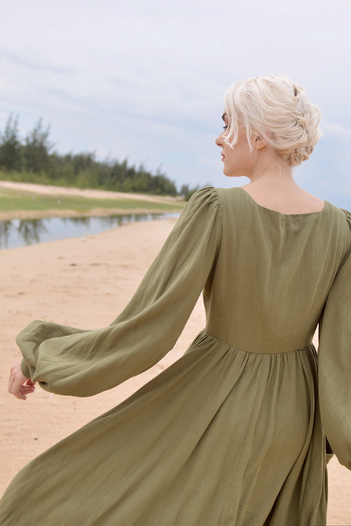 Willow Linen Dress - Medieval inspired Linen Dress with Puff Sleeves and Pockets